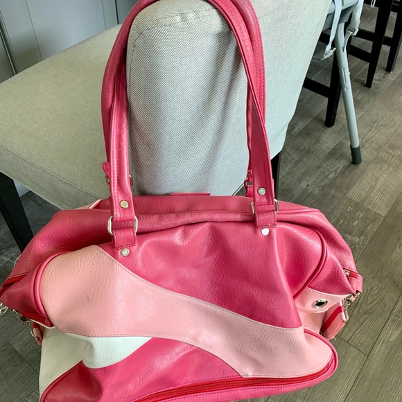 Lululemon Retro Gym Bag - Picture 2 of 4